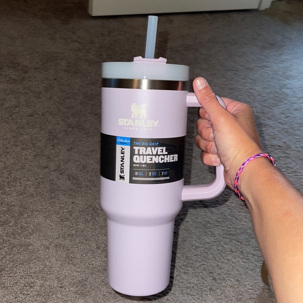 BRAND NEW Stanley 40 oz Tumbler !!!